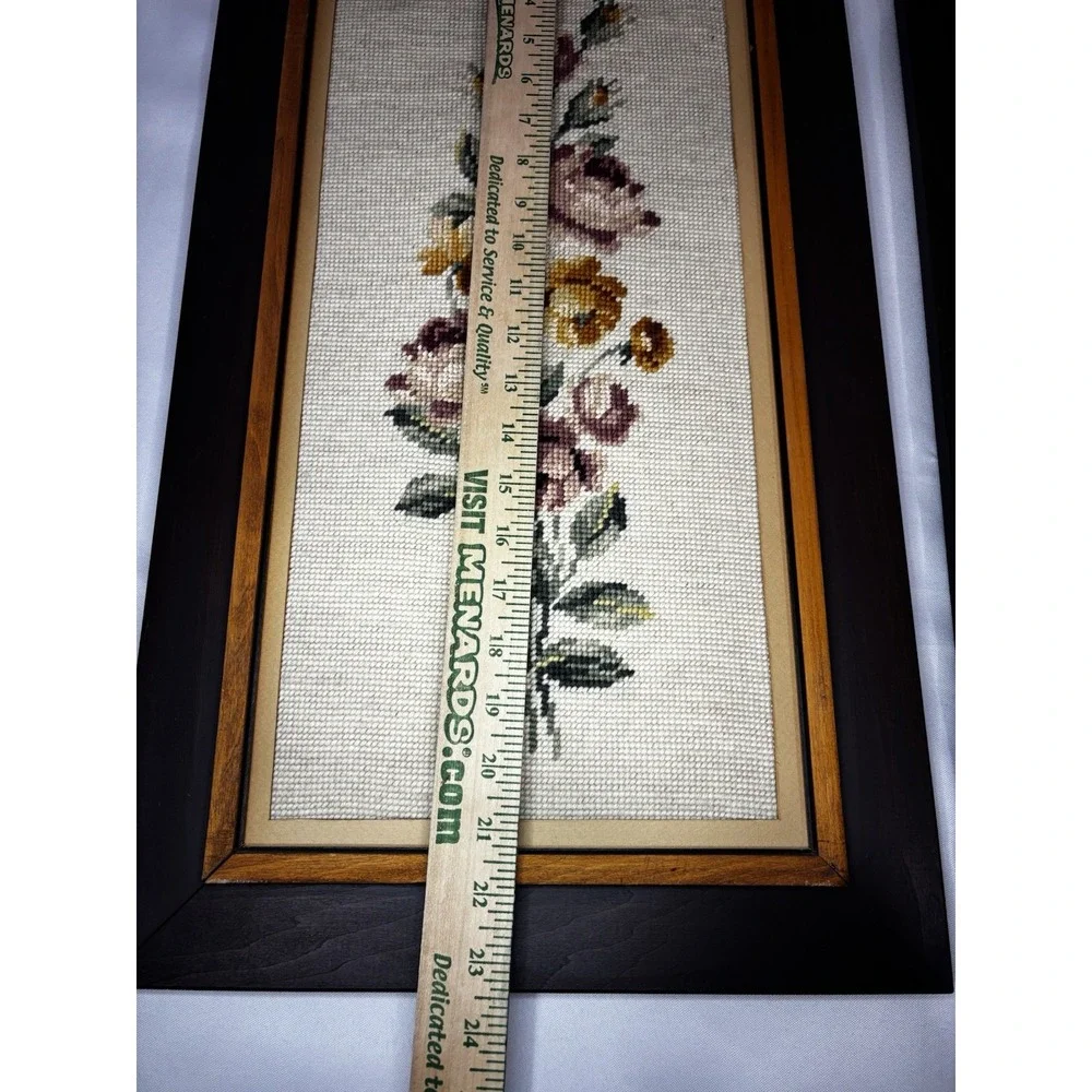 🌹Set Of 2 Vintage Handmade completed Needlepoint Framed Roses Floral Bouquet